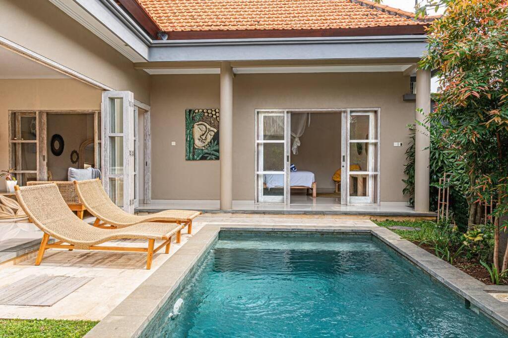 Beautiful Private 2Bed Villa 5 Mins To Finns Beach Canggu  Exterior photo
